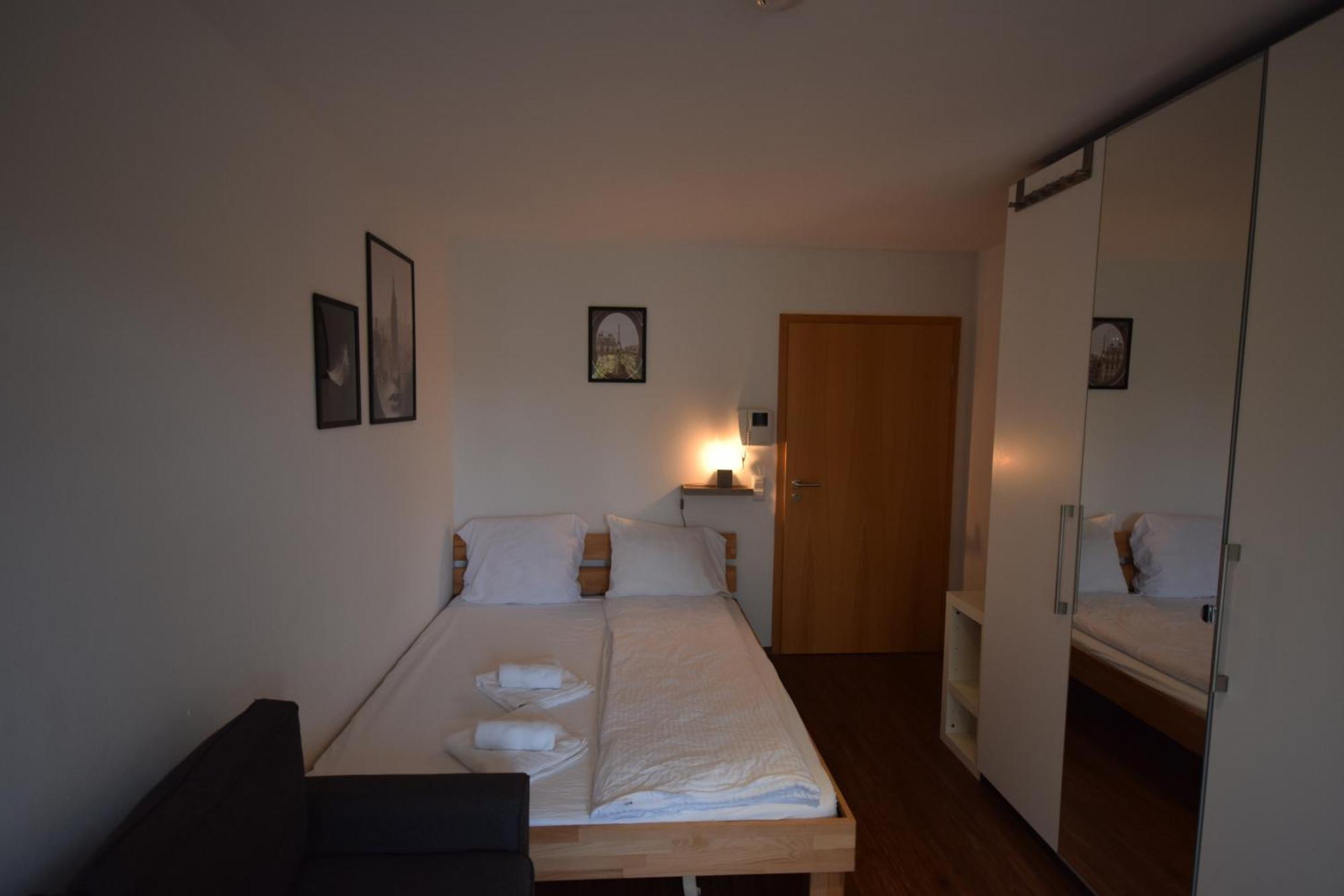 Biberach an der Riß Nestwerk Komfort R23-13 - Balkon, Arbeitsplatz & Hochschulnaehe מראה חיצוני תמונה